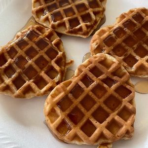 Meet your Posher, Troy